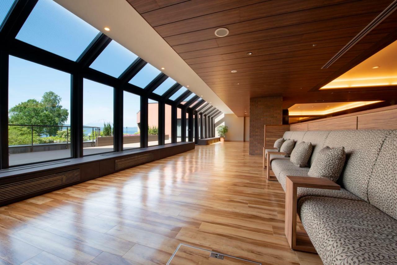 Toyako Manseikaku Hotel Lakeside Terrace Екстер'єр фото